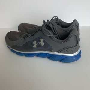 Under Armour men’s size 12